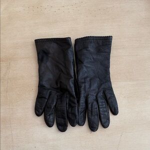 Vintage 80’s Black Leather Gloves